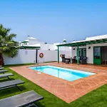 Villa Sama